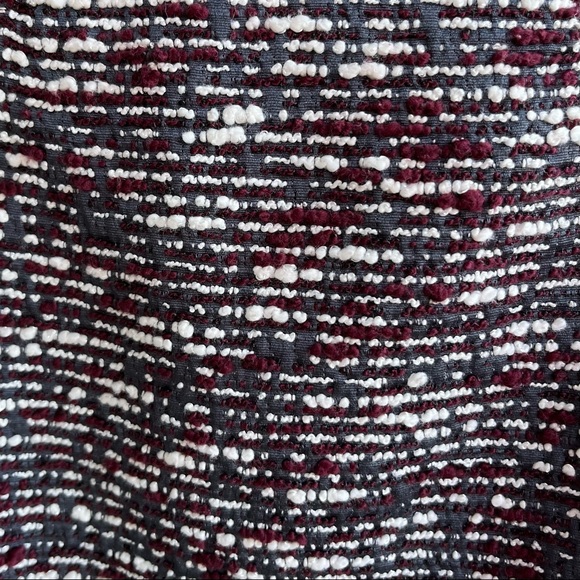 •LOFT• Nubby Tweed Cotton Blend Pencil Skirt - Size 10 - Picture 3 of 10